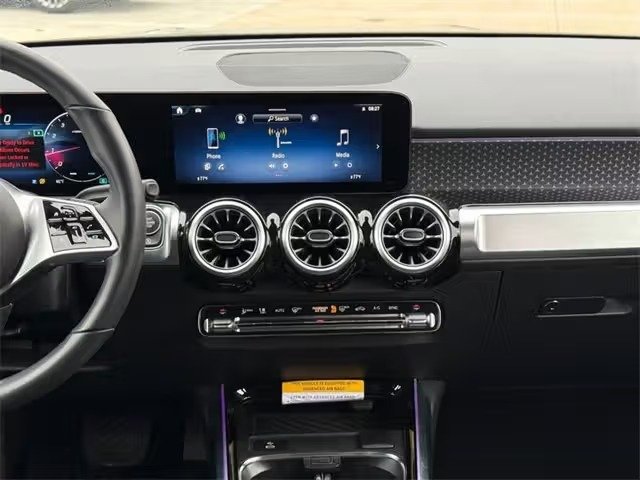 صورة السيارة