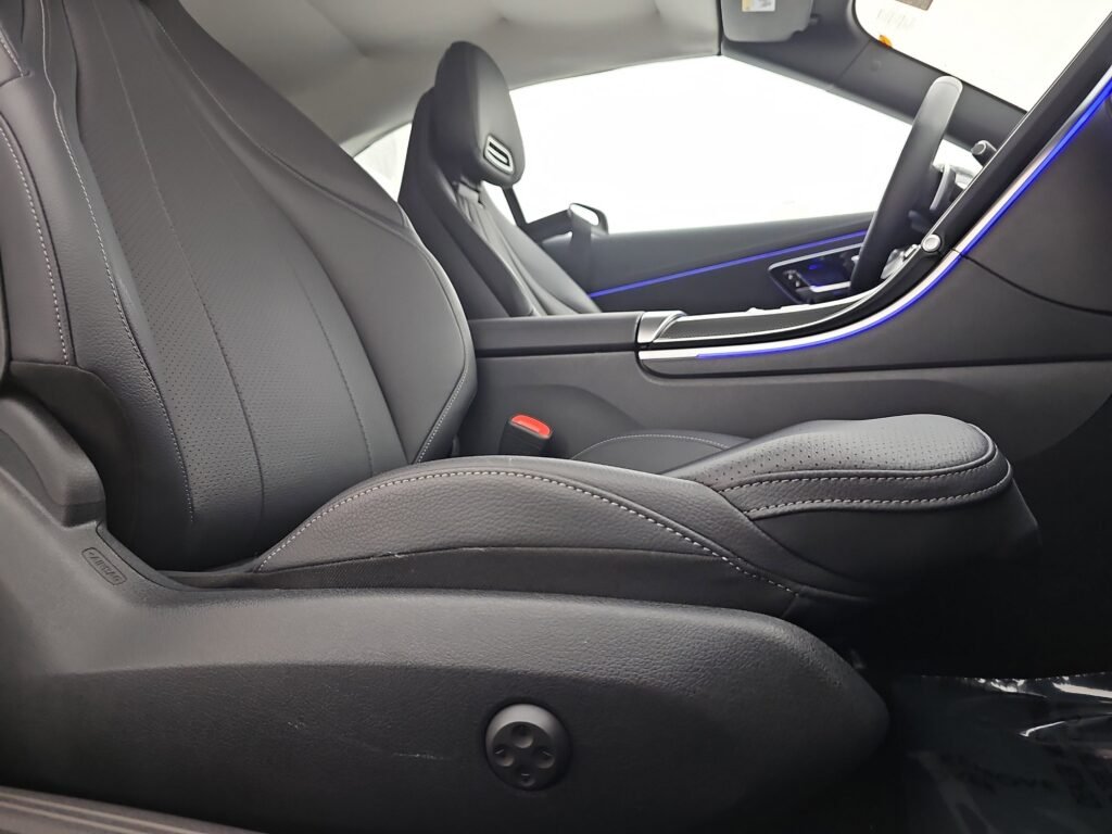 صورة السيارة