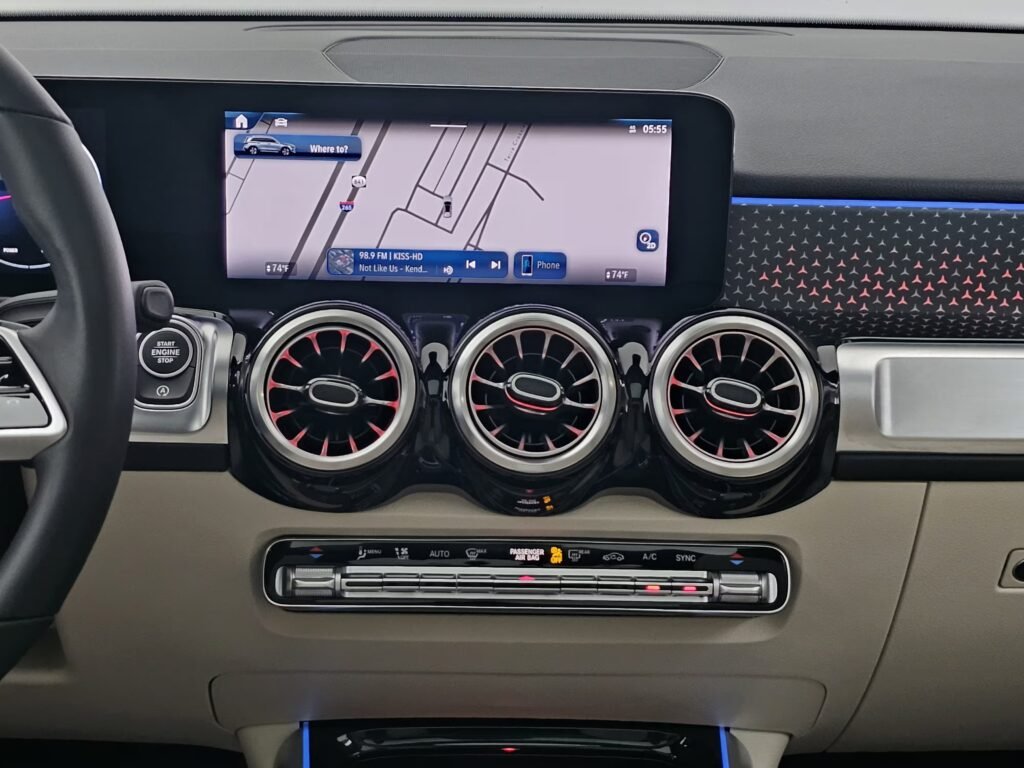 صورة السيارة