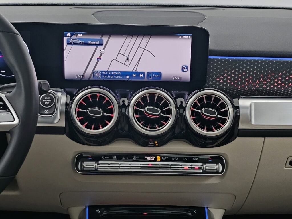 صورة السيارة