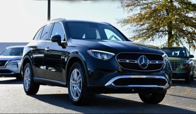 صورة السيارة