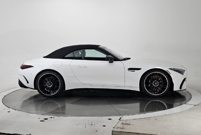 صورة السيارة