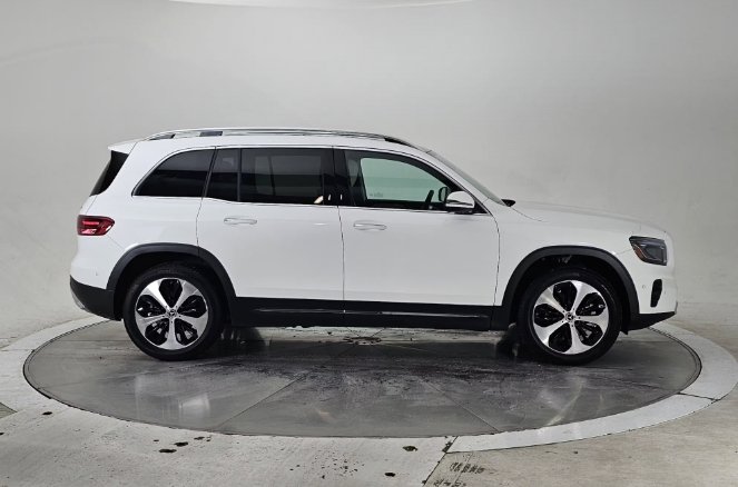 صورة السيارة