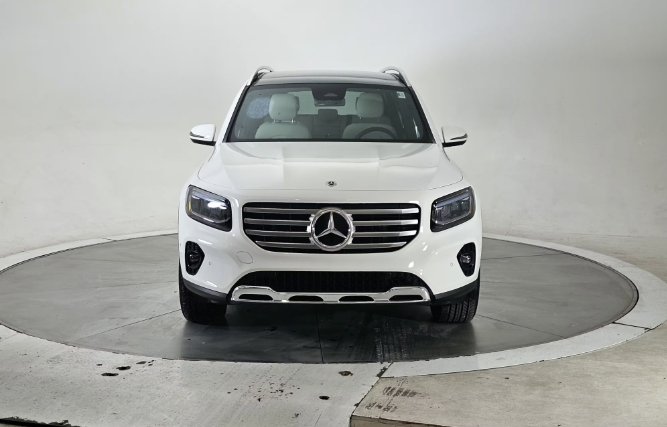 صورة السيارة