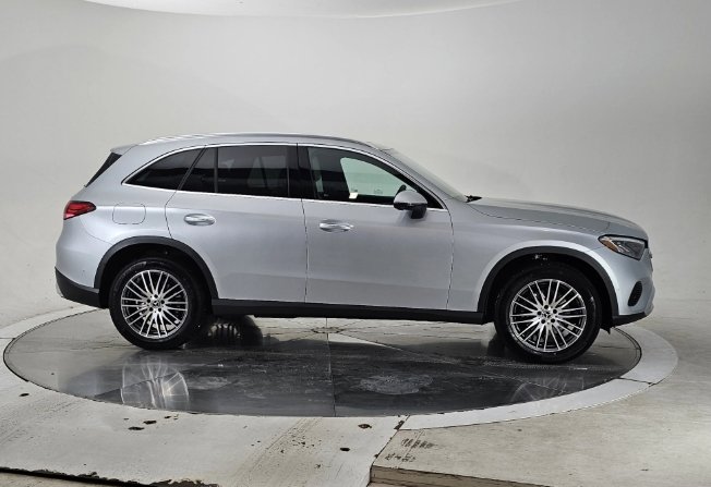 صورة السيارة