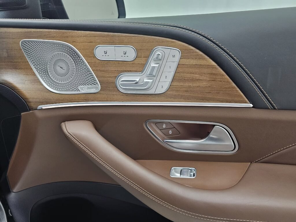 صورة السيارة