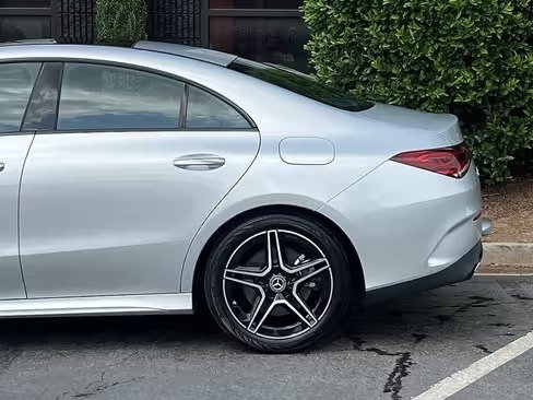 صورة السيارة