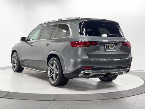 صورة السيارة