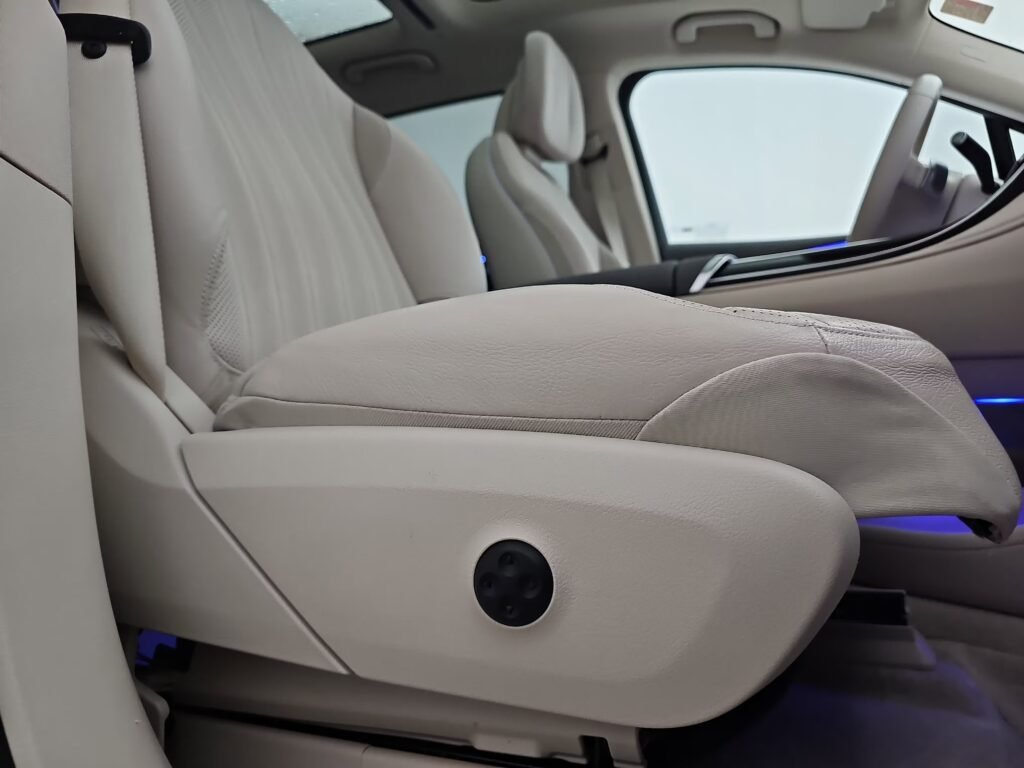 صورة السيارة