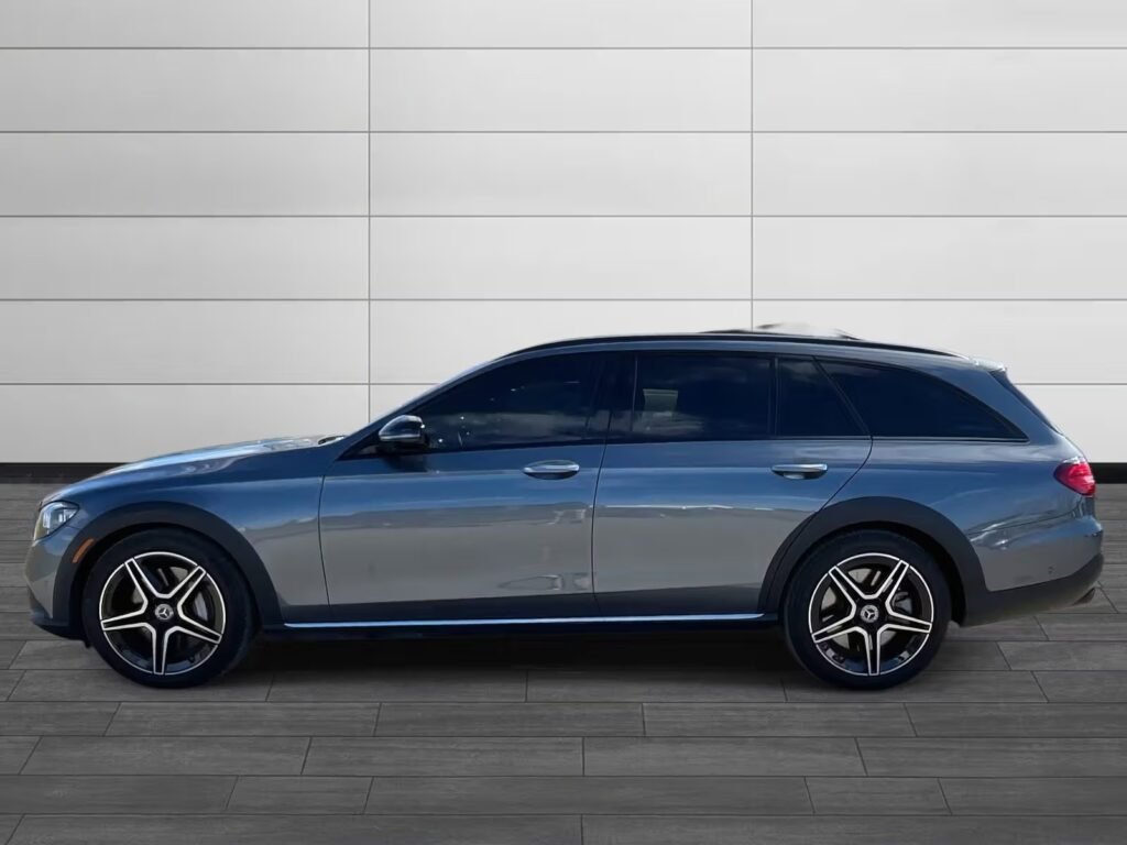 صورة السيارة