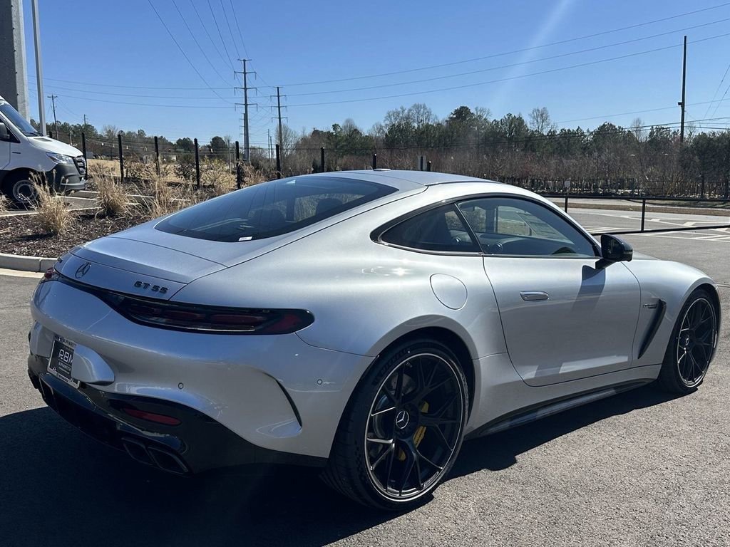 صورة السيارة