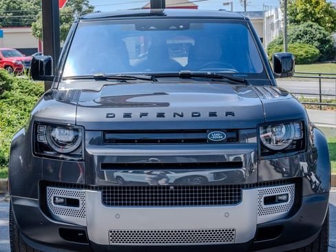 صورة السيارة