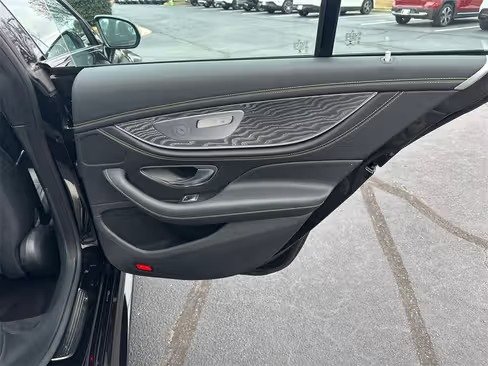 صورة السيارة