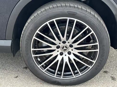 صورة السيارة