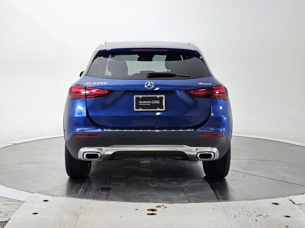 صورة السيارة