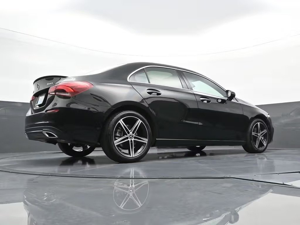 صورة السيارة