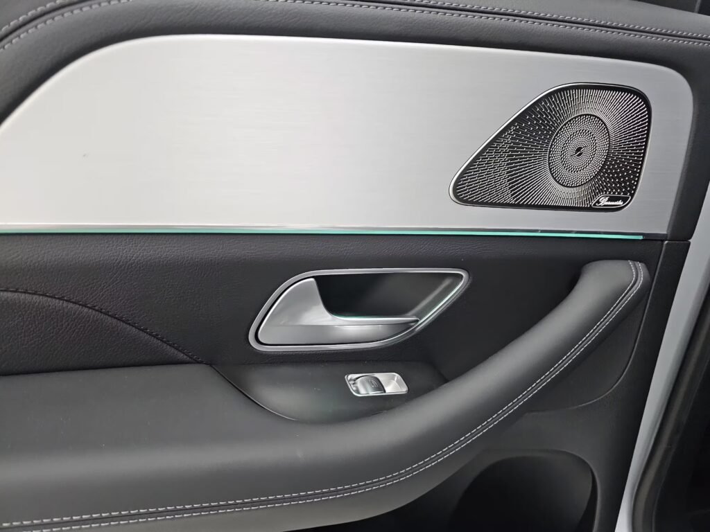 صورة السيارة