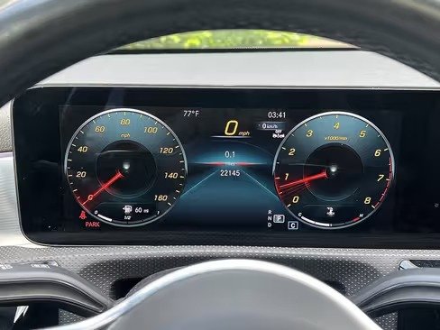 صورة السيارة