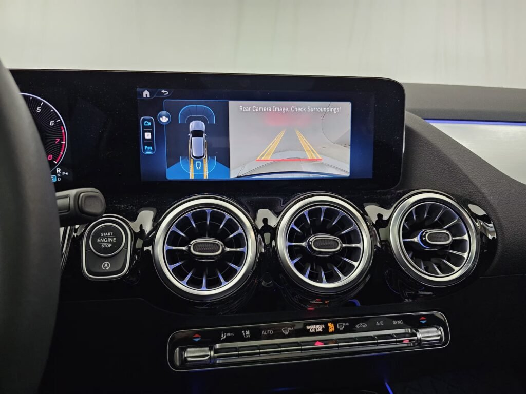 صورة السيارة