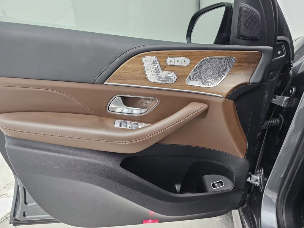 صورة السيارة