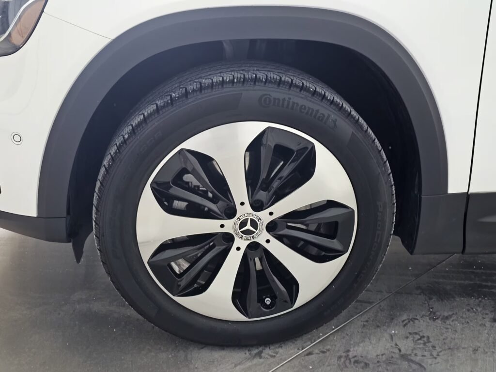 صورة السيارة