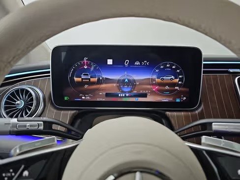 صورة السيارة