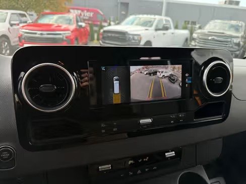 صورة السيارة