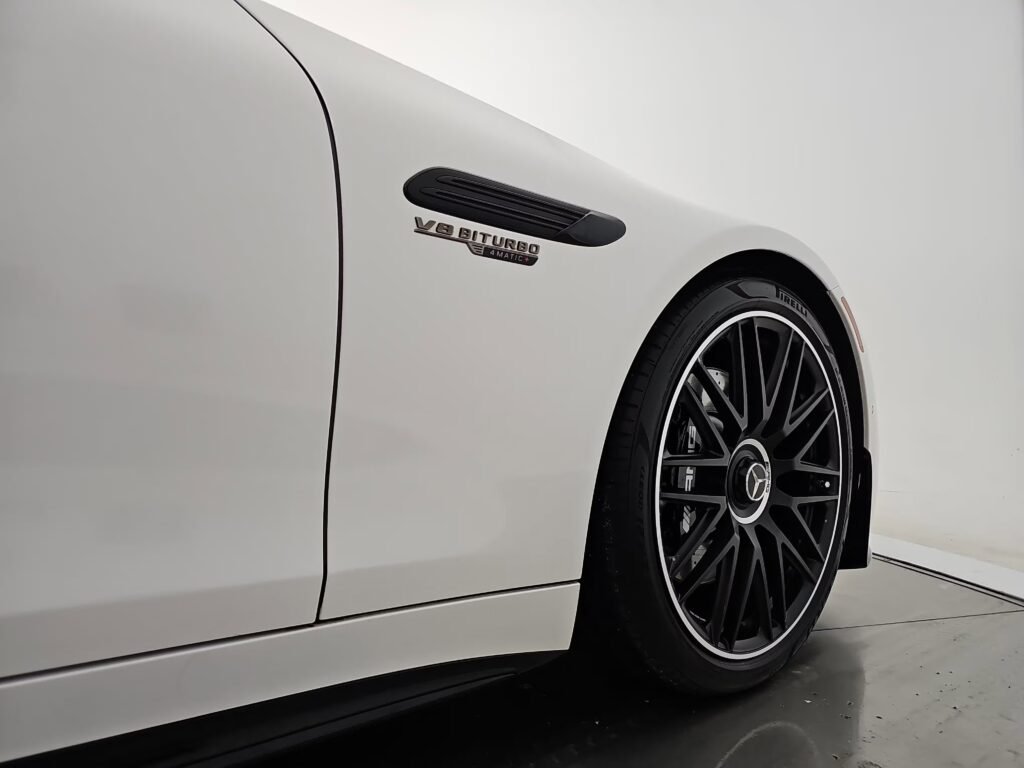 صورة السيارة