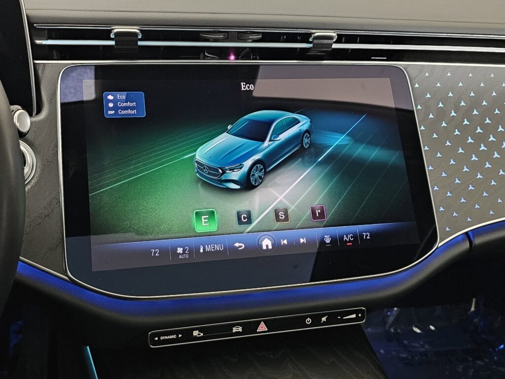 صورة السيارة