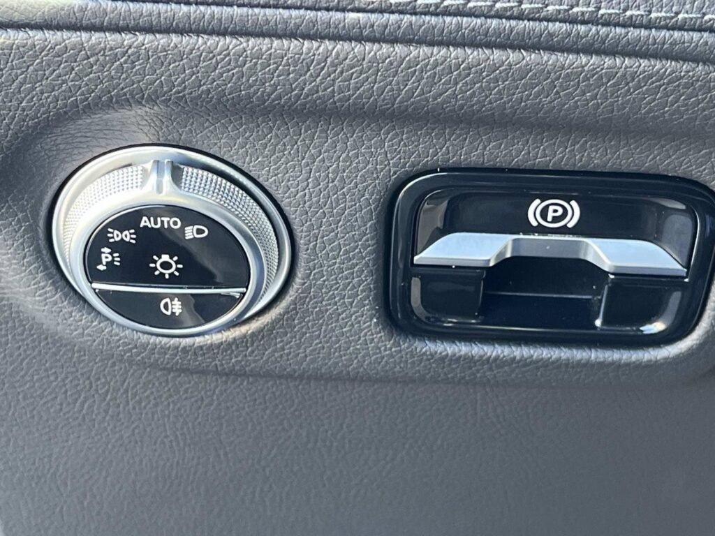 صورة السيارة