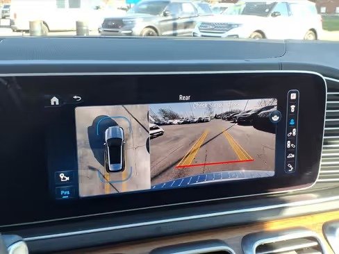 صورة السيارة