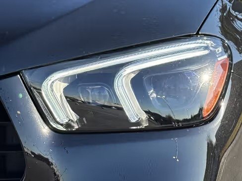 صورة السيارة