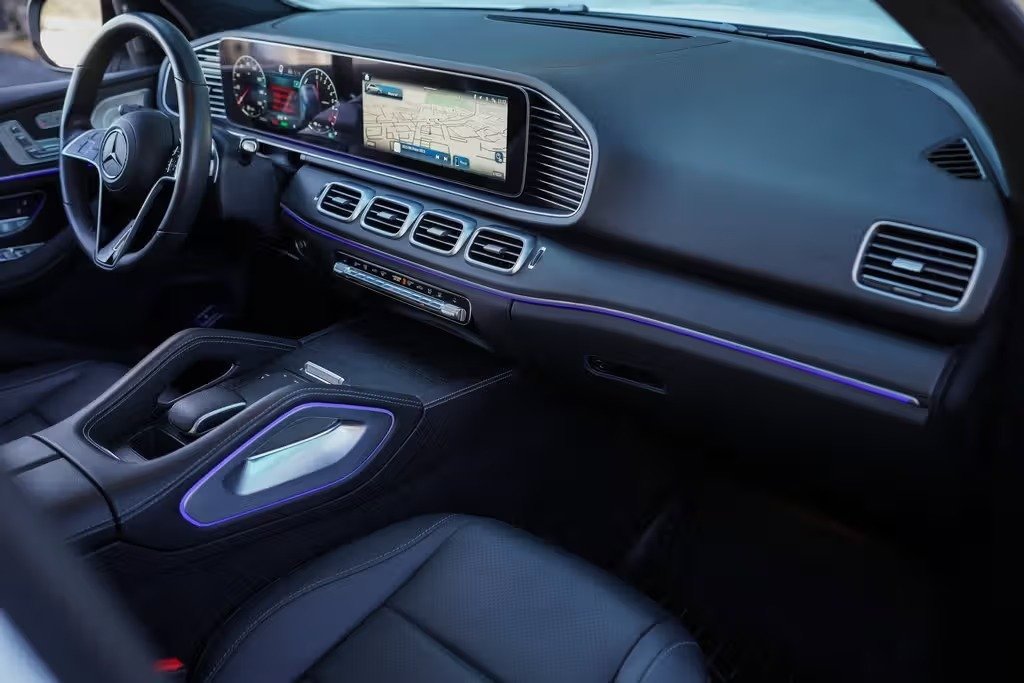 صورة السيارة