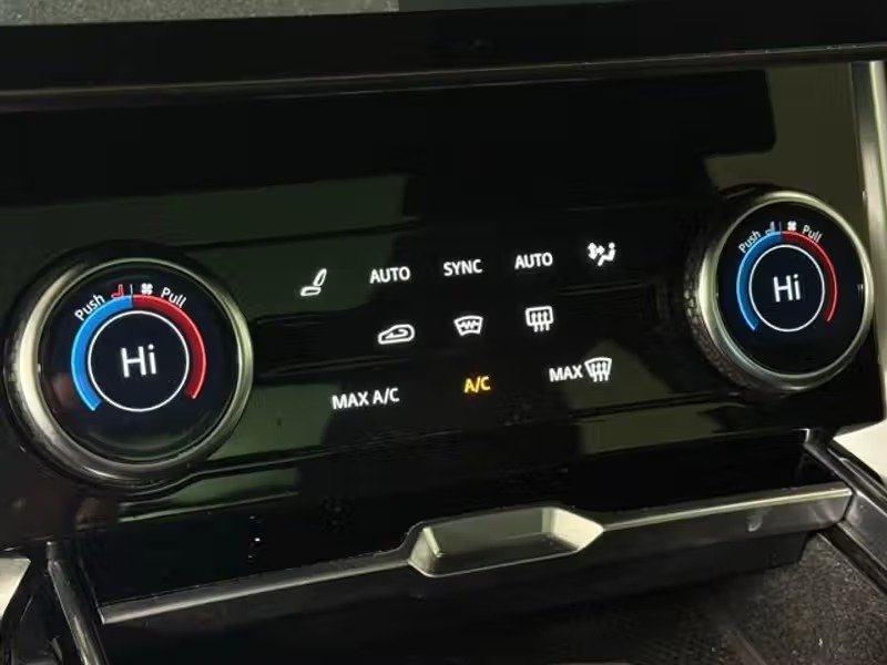 صورة السيارة