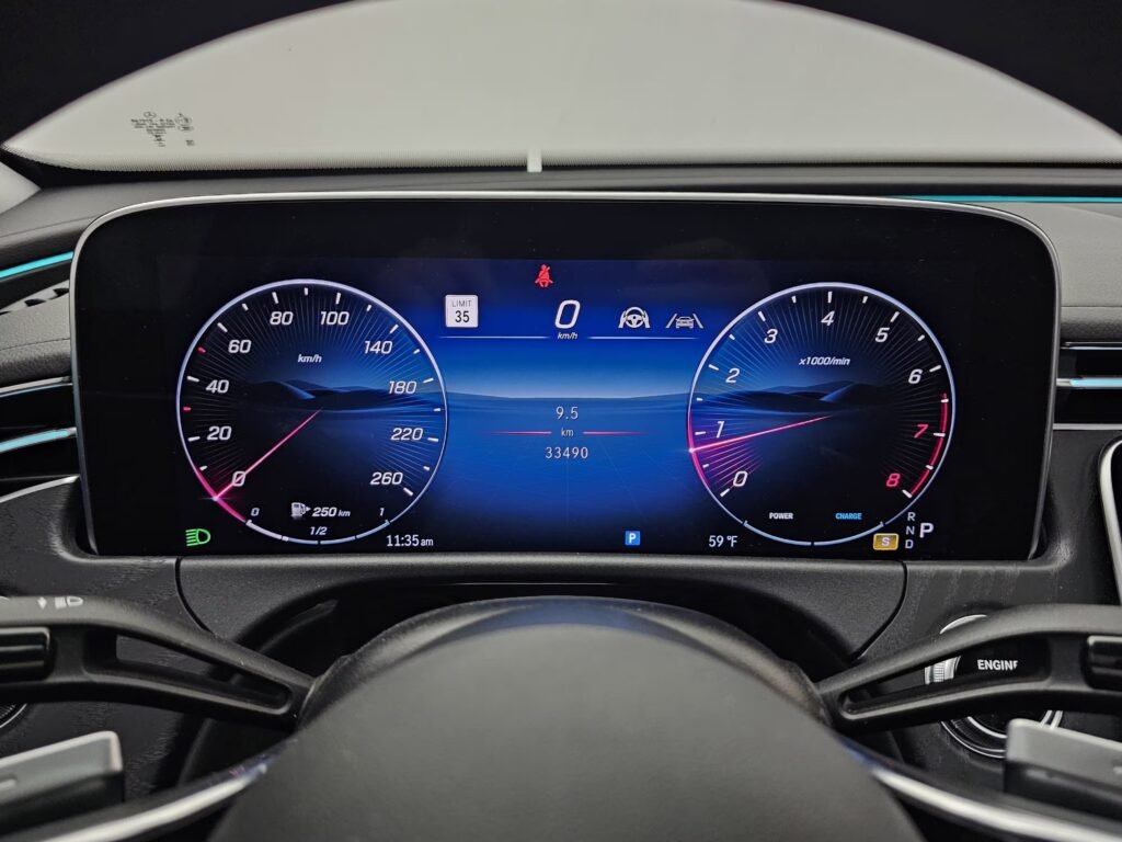 صورة السيارة