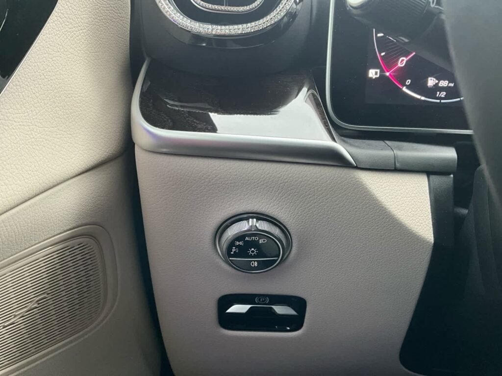 صورة السيارة