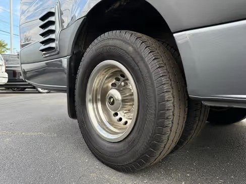 صورة السيارة