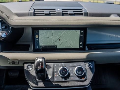 صورة السيارة