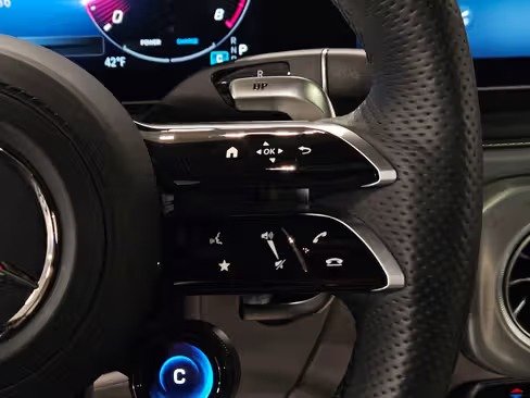 صورة السيارة