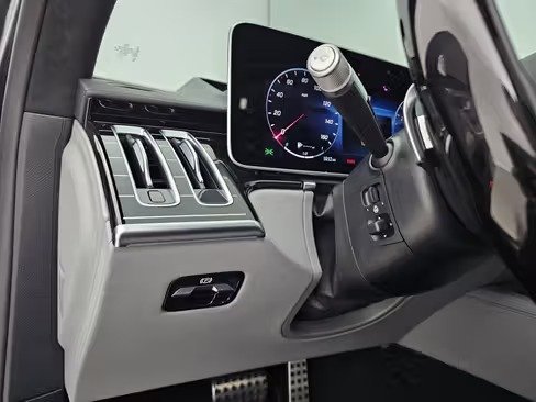 صورة السيارة