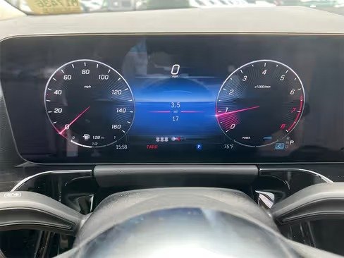 صورة السيارة