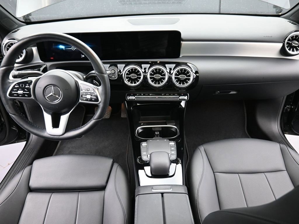 صورة السيارة