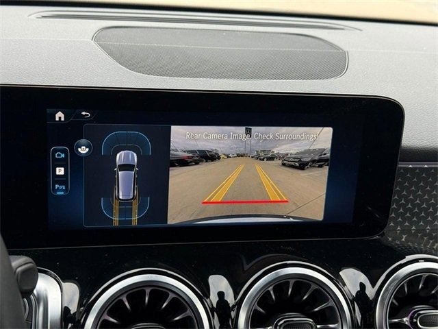 صورة السيارة