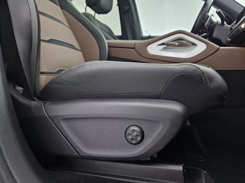 صورة السيارة