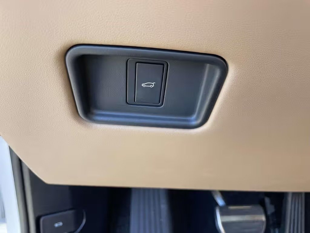 صورة السيارة