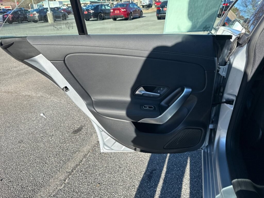 صورة السيارة