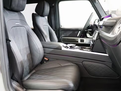 صورة السيارة