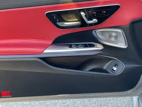 صورة السيارة