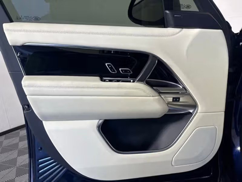 صورة السيارة