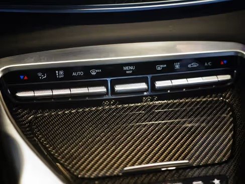 صورة السيارة